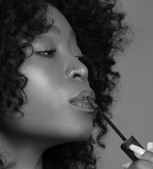 Slimming lipstick moves the aesthetics market in Brazil